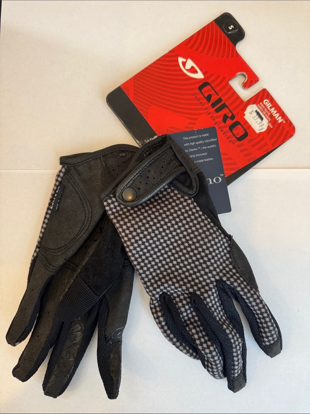 Giro Men’s Black and Gray Houndstooth Cycling Gloves